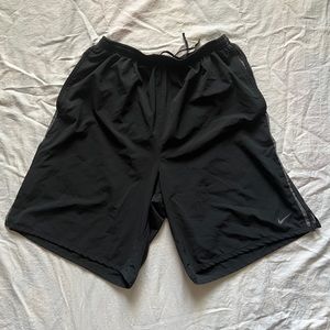 Nike | Women’s Black Fit Dry Lined Shorts - Size L